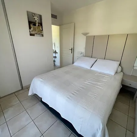 Cote D'azur- Les De Robinson Apartmán